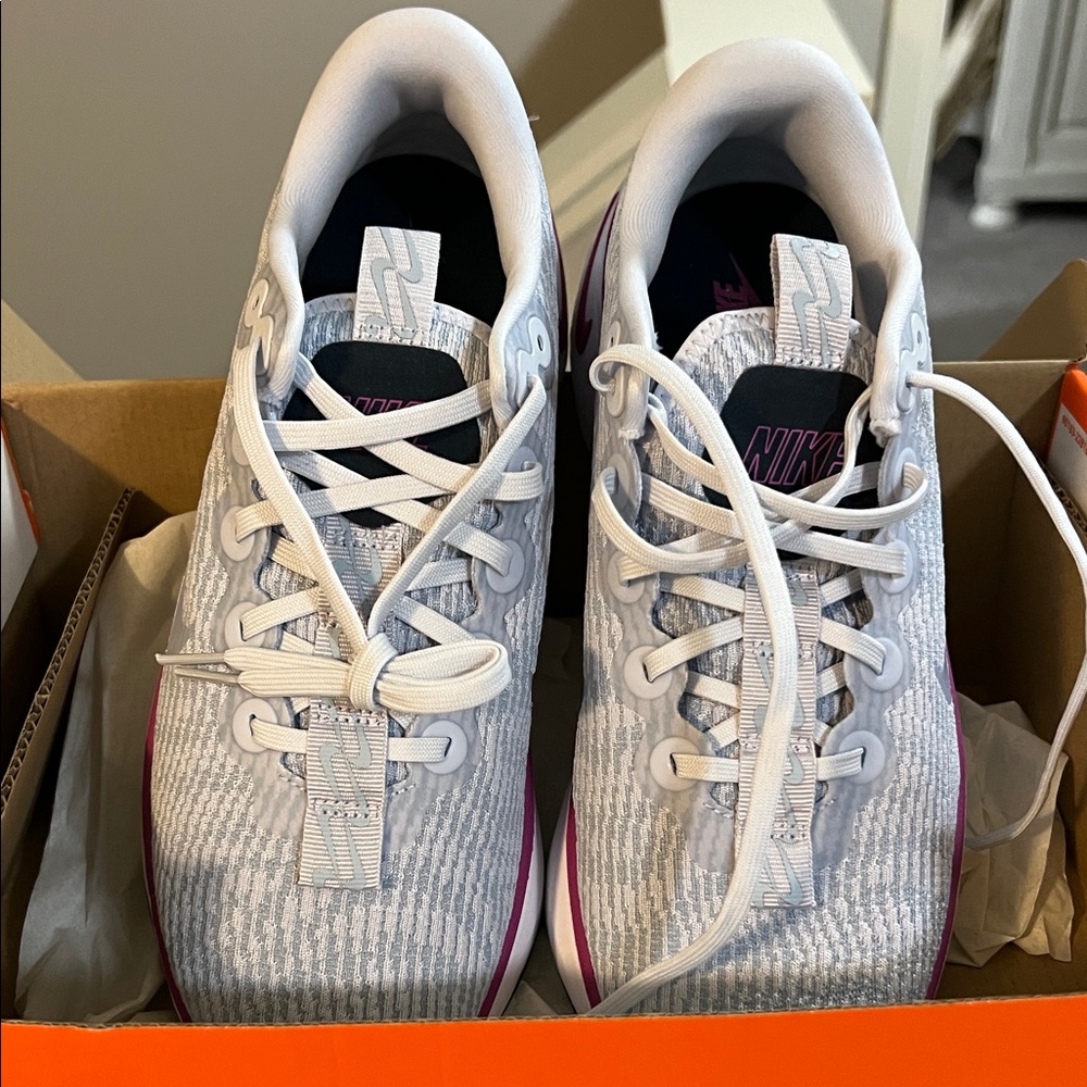 Nike Women's Athletic Shoes in White and Purple